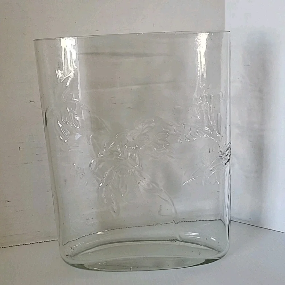 Pier 1‎ Floral Hand Blown Glass Embossed Vase 10